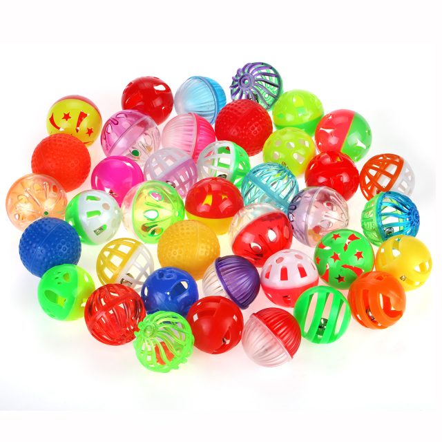Plastic Noisy Cat Toy Balls with Bell