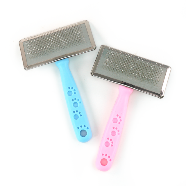 Pet Plastic Brush Dog Grooming Brush pro použití u psů